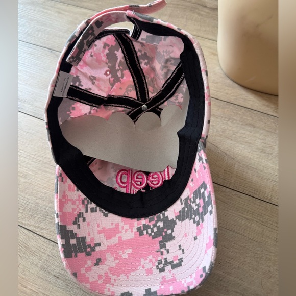 Jeep Pink and Gray Camo Baseball Hat - Picture 4 of 5